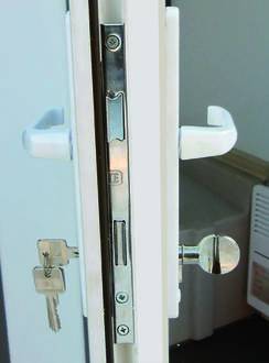 ТУАЛЕТНАЯ КАБИНА ЭКОМАРКА «АВАНГАРД»